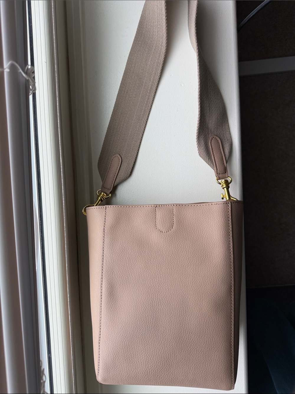 Everyday Crossbody Bag in Beige - Minimalist Women’s Shoulder Bag